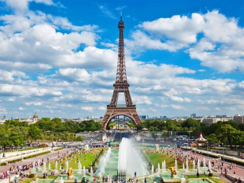 Review du lịch PARIS năm 2025