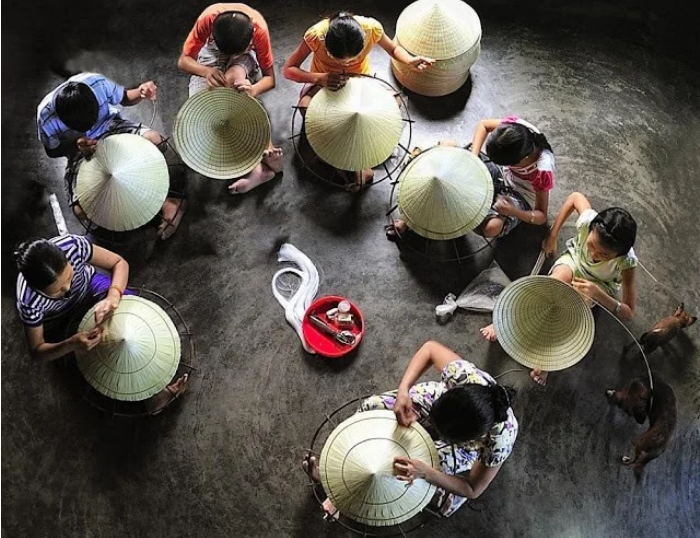 làng nghề làm hương và nón lá